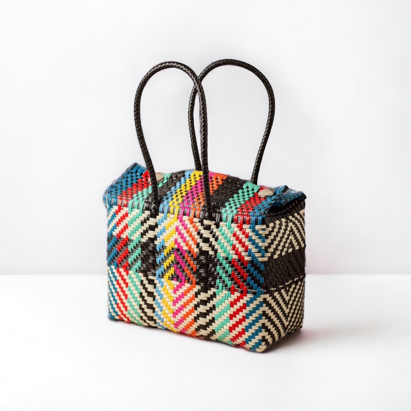 Spacious lunch bags sales